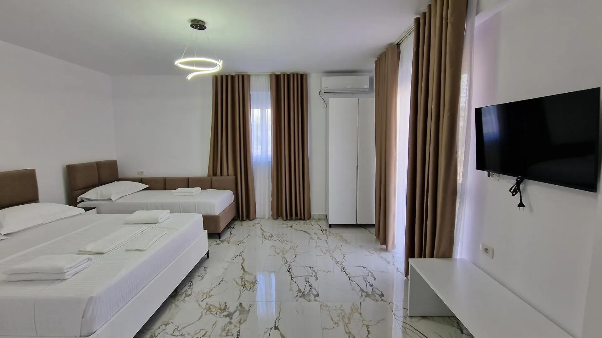 Vila Klari Ksamil Hotel