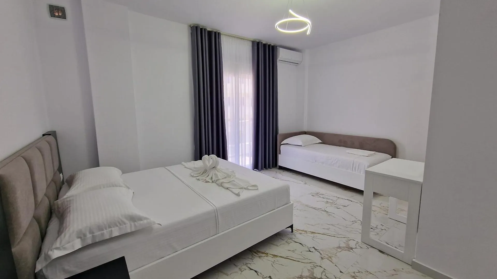 Vila Klari Ksamil 3*,  Albania