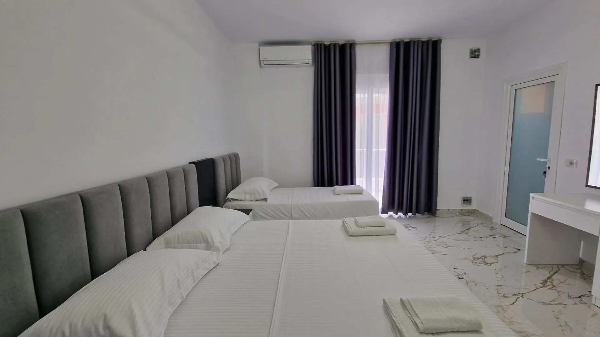 Vila Klari Ksamil Hotel